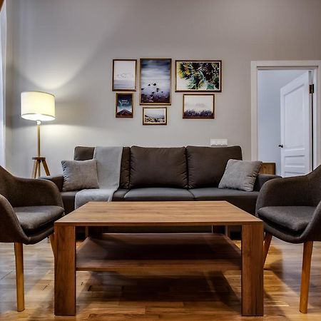 Sonata Apartment Lviv Eksteriør bilde