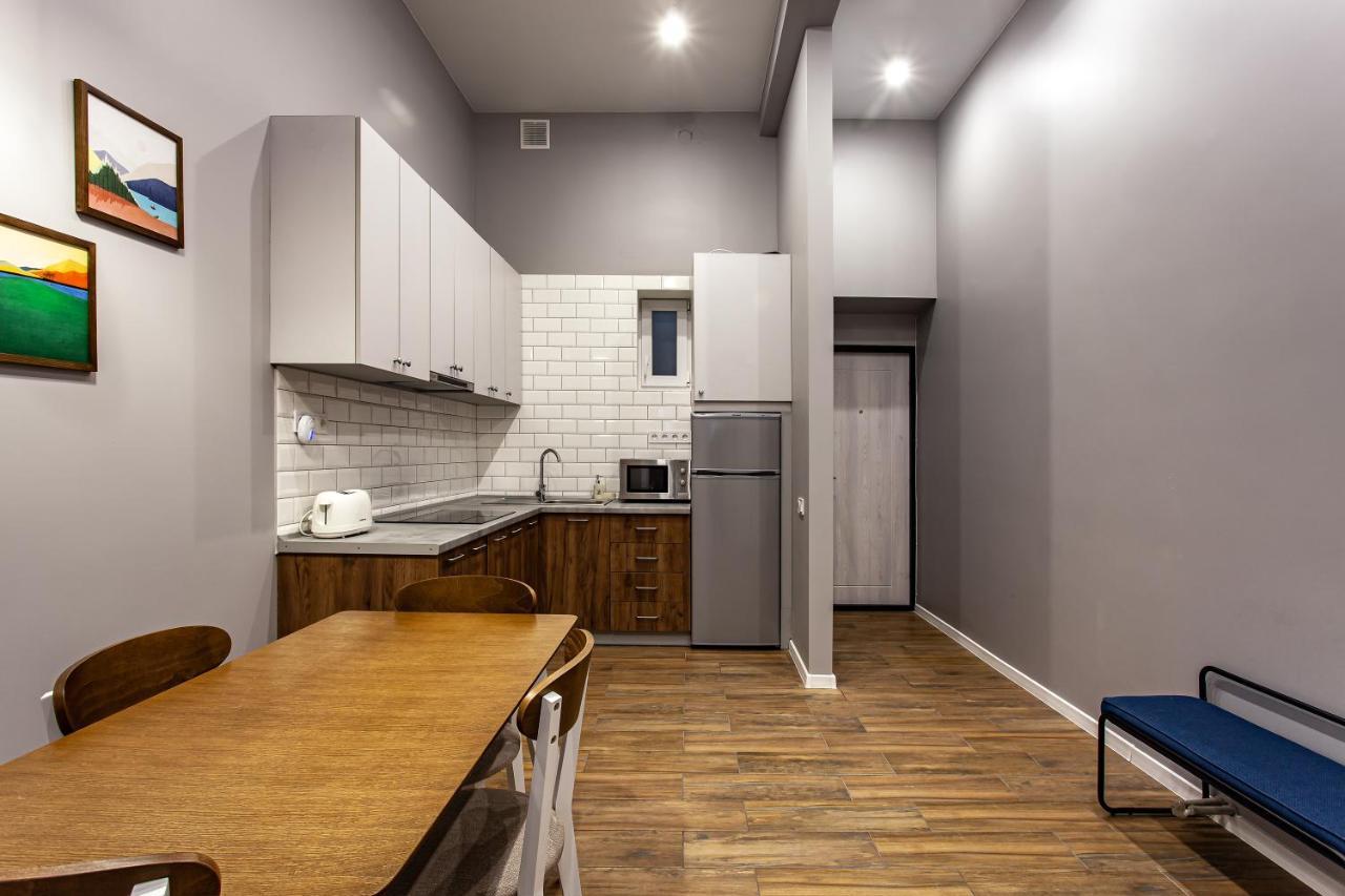 Sonata Apartment Lviv Eksteriør bilde